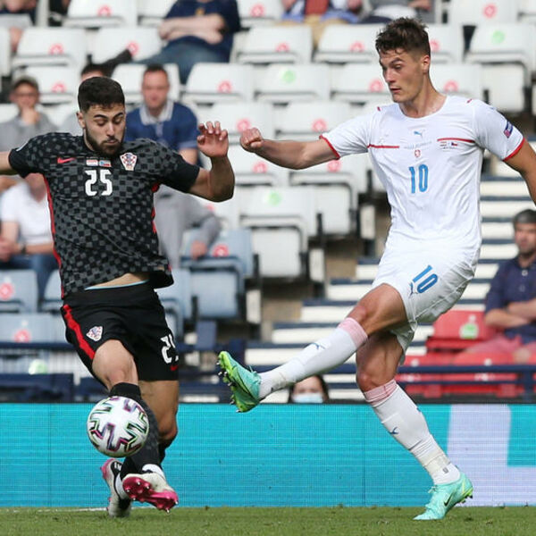 ŠIK(NUO) IM! Krvavi Čeh ugasio Hrvate! (VIDEO)