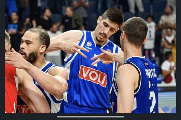 STIDI SE PO***NA STRANO PODGORICE! Košarkaš Budućnosti revoltiran ponašanjem VARVARA, stao u odbranu Ivanovića