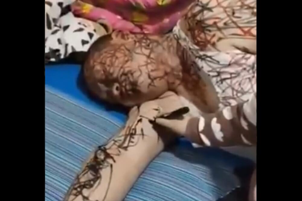 TATA SE NAPIO I LEGAO DA SPAVA: Ako ga ovo što mu je uradio SIN ne odvikne od alkohola, NIŠTA NEĆE! (VIDEO)