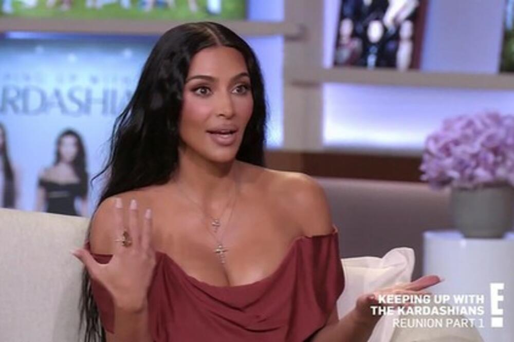 "ZBOG MENE MU JE SKOČILA CENA"! KIM KARDAŠIJAN PROGOVORILA O VEZI SA POZNATIM VODITELJEM: Udvarao joj se i Maluma!