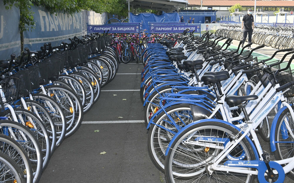 Goran Vesić, Ada Ciganlija, Bicikli