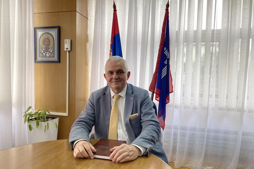 NASTAVLJA SE OBNOVA FASADA NA VRAČARU: Biće kvalitetne i imaće autentičan izgled, tvrdi Milan Nedeljković