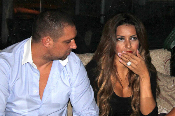 OGLASIO SE TANJIN BIVŠI MUŽ O NJENOJ NAVODNOJ AFERI SA POLITIČAREM: "Želim joj svu sreću!"