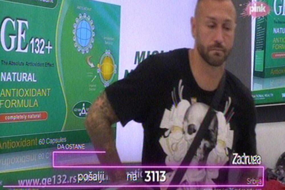 ŠA PLAČE BEZ SUZA! Reper pokušava da se opere pred kraj?!