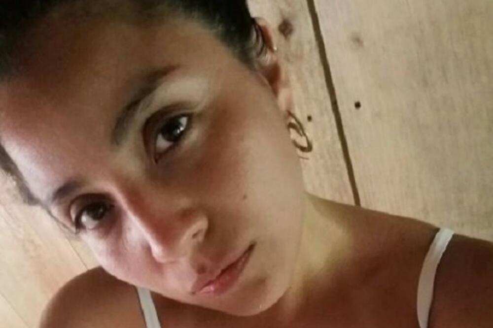 SANJA JE NAPUSTILA 5 DECE I MUŽA ZBOG VENČANOG KUMA: Sada zbog te ODLUKE proklinje život!