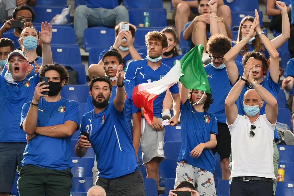 PRIMIJER ITALIJE UDARA NISKO: Želi da UKRADE FINALE od Engleza!