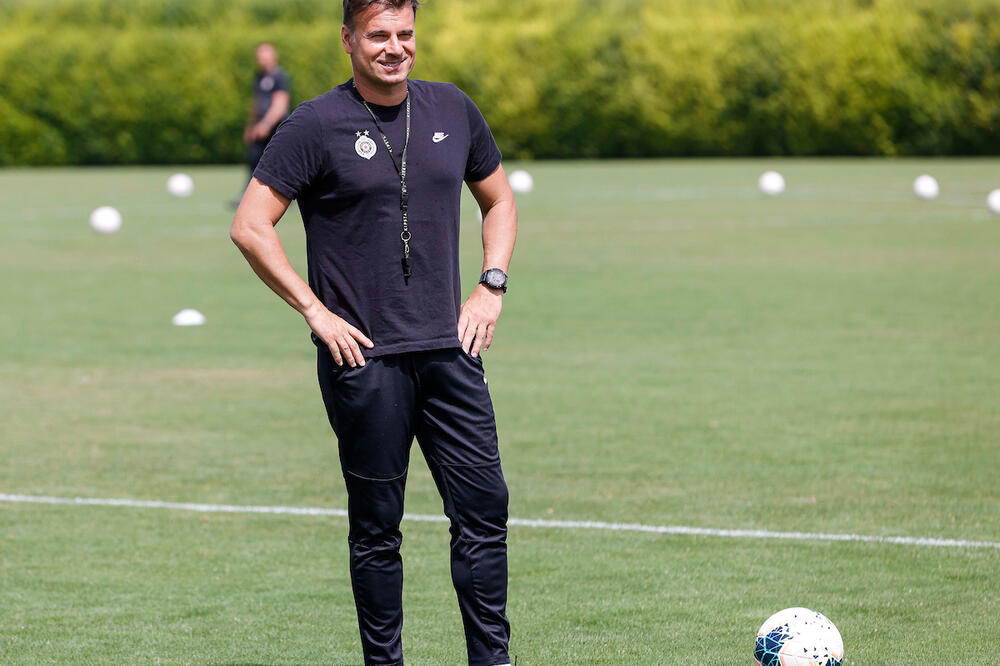 PRVE IMPRESIJE STANOJEVIĆA IZ SLOVENIJE: "Suma stiže samo da sredi dokumenta, menjaćemo formaciju"!