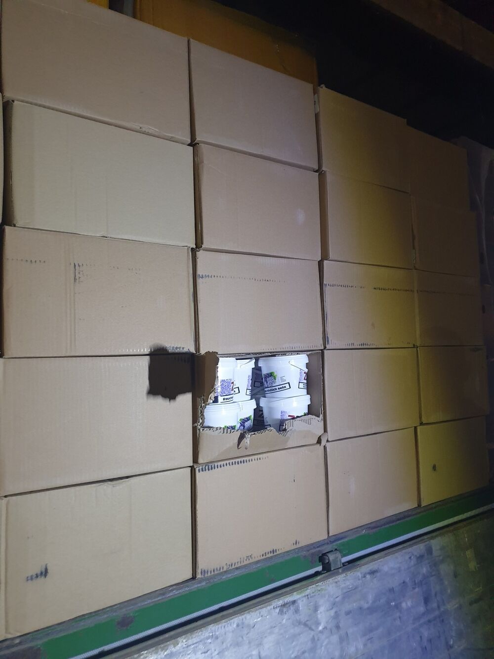 Šverc duvana, Nargile