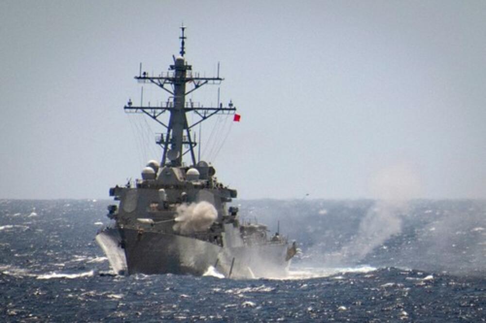 VELIKA KRIZA U BLIZINI KINESKE OBALE: Američki razarač uplovio u TAJVANSKI MOREUZ, Peking odmah reagovao