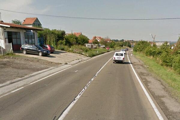 STRAVIČAN SUDAR NA IBARSKOJ: Muškarac teško povređen u sudaru KAMIONA I PUNTA