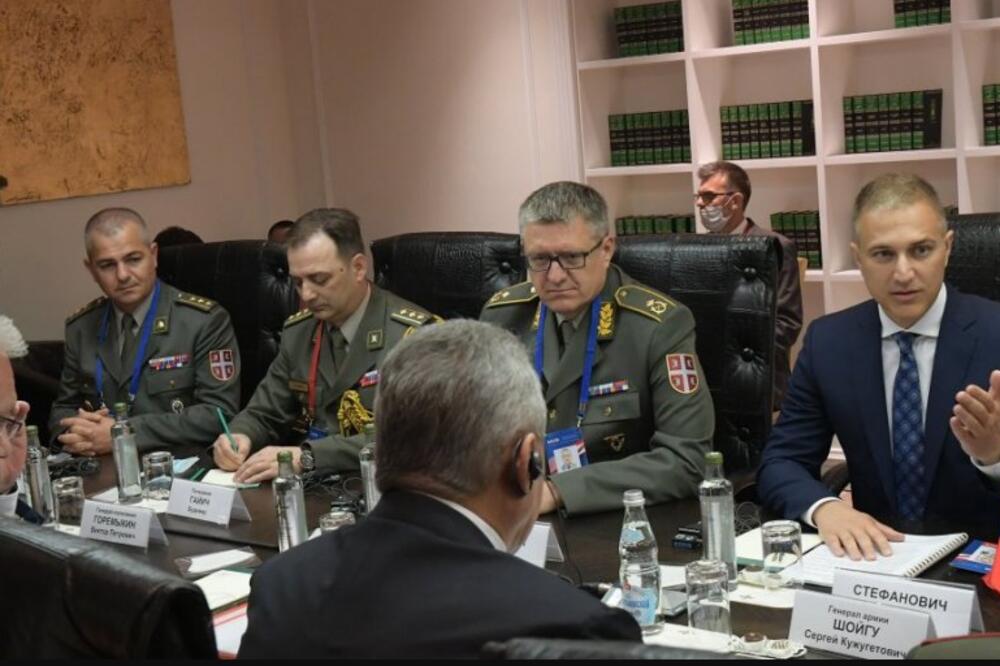 STEFANOVIĆ NA SASTANKU SA RUSKIM MINISTROM! Odnosi dve zemlje su na istorijskom maksimumu u oblasti odbrane!
