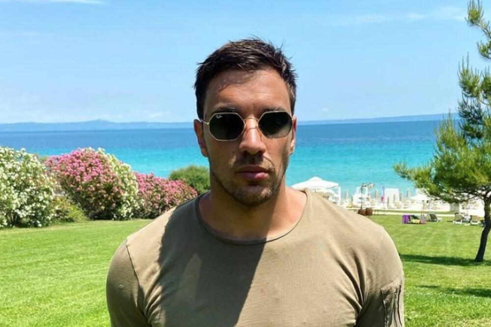 VELIKA LJUBAV! OVA ŽENA JE NAJVEĆA PODRŠKA MLADOM MANEKENU: I u dobru, i u zlu!