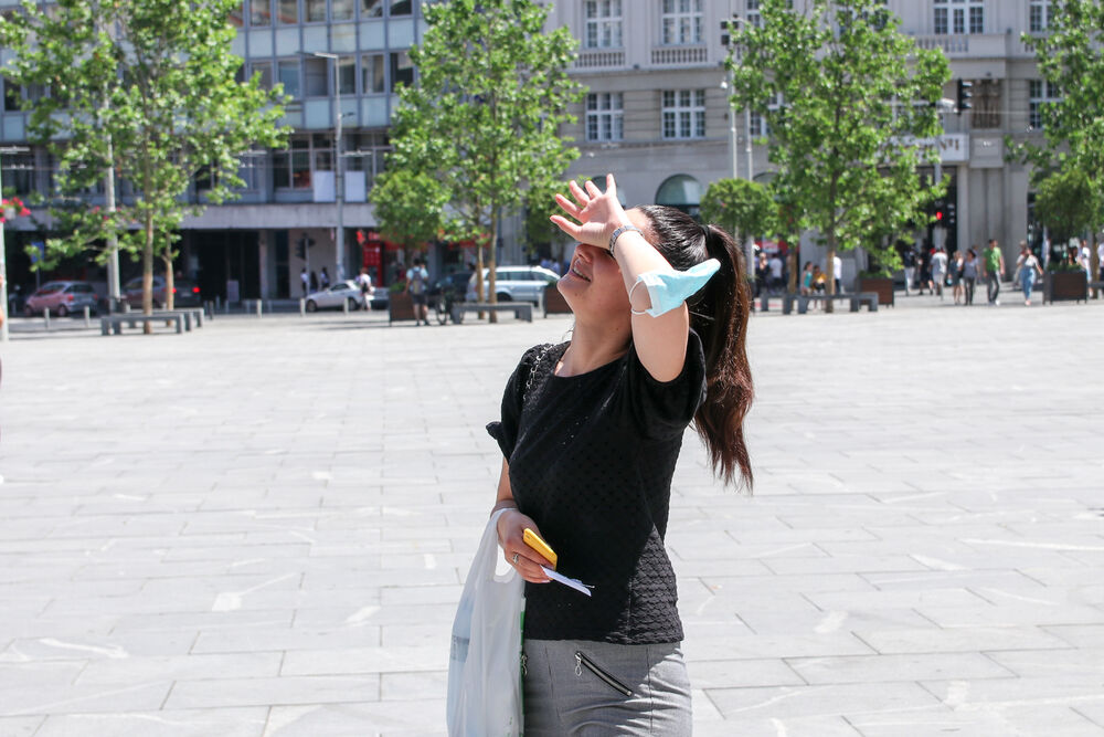 Vrućina, Toplota, Beograd, Podne, Topli dani u Beogradu, Rashlađivanje, Toplotni udar