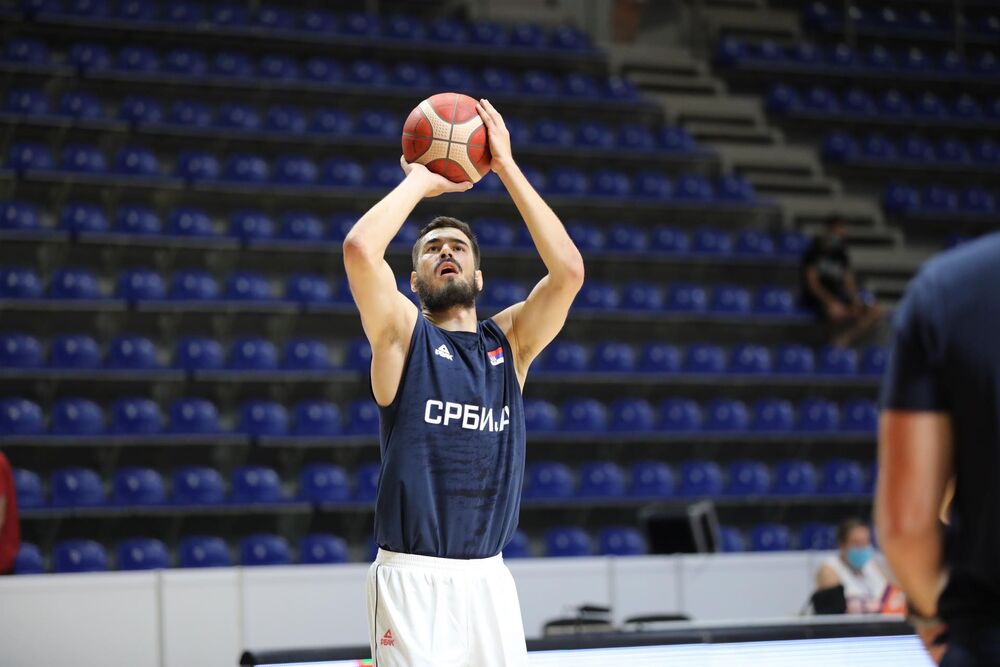 Košarkaška reprezentacija Srbije, Nikola Kalinić
