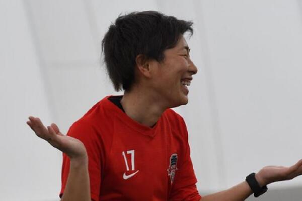 STRAH JE ŠTA ĆE JOJ REĆI U OTADŽBINI: Poznata japanska fudbalerka priznala da je MUŠKARAC!