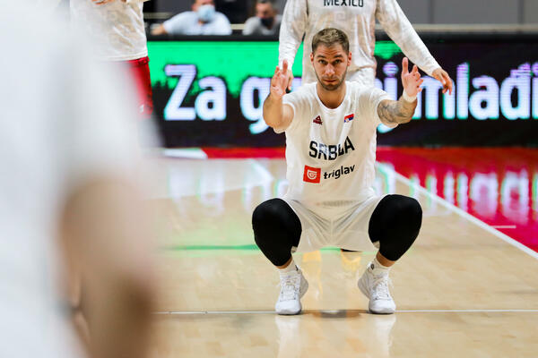 "SVI BI HTELI U PARTIZAN, ALI NIKO GA NIJE ZVAO!" Trener crno-belih OPTUŽIO Jovića da laže!