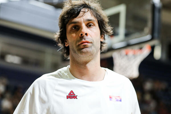 OVO JE PRAVO POREKLO MILOŠA TEODOSIĆA: Otac se uvek borio za njega, pamtimo jednu njegovu rečenicu!