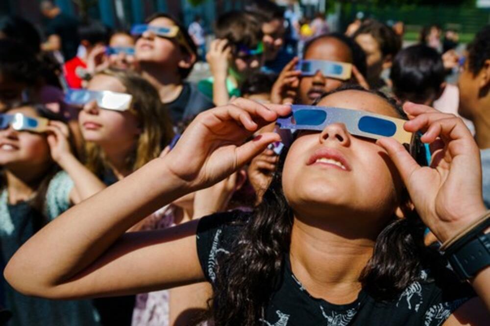 VERUJE SE DA OVO NIKAKO NE SMETE DOZVOLITI DECI: Priča koja KRUŽI od DAVNINA je SABLASNA!