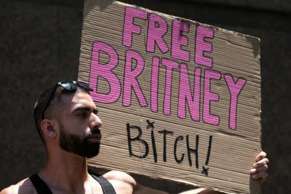 FREE BRITNEY! MADONA SE OGLASILA POVODOM SKANDALA: "Ropstvo je odavno ukinuto, zato je pustite više da živi!"