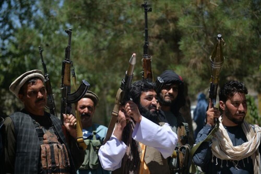 ŠOK, LONDON ĆE SARAĐIVATI SA TALIBANIMA ako uđu u vladu Avganistana, poručio je Valas