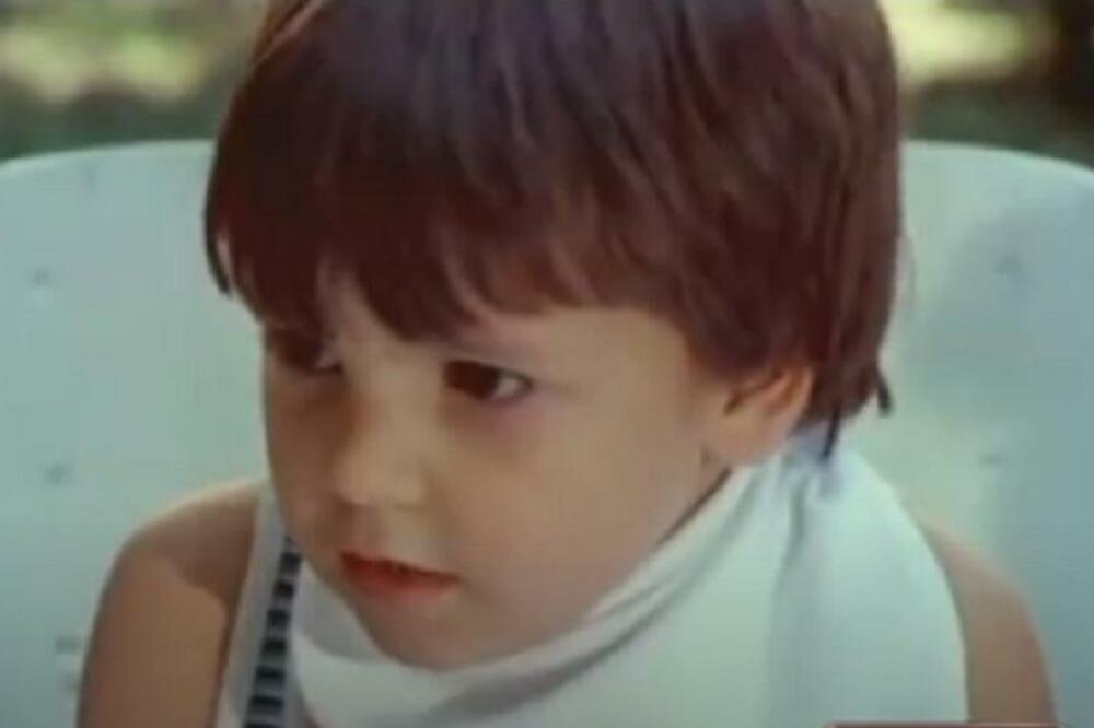 SVI SU BAR JEDNOM IZGOVORILI "MANJE VINA, MANJE VINA": Omiljeni dečak iz "Varljivog leta '68" postao ZGODAN MOMAK!