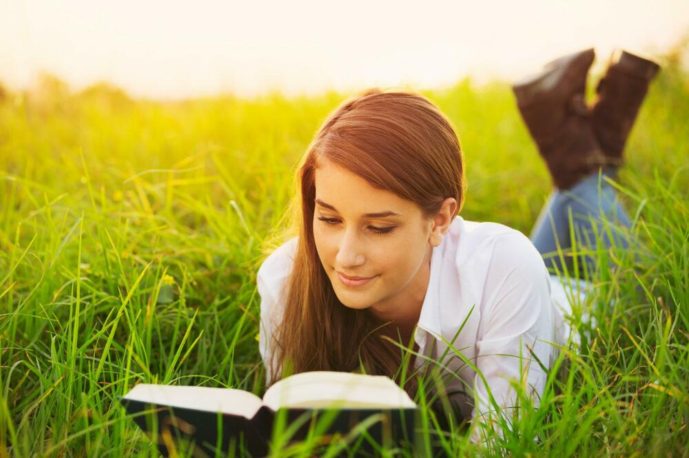 OVO JE TOP 5 NAJRUŽNIJIH REČI U SRPSKOM JEZIKU: Nisu psovke, ali imaju JEZIVO ZNAČENJE i jako su UVREDLJIVE!