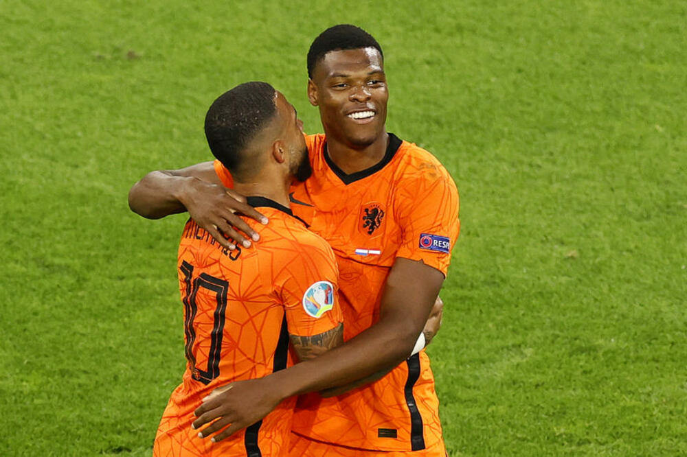 RAZBIJA NA EURO-u, JURE GA BAJERN I BARSA, A NJEGOVI SMATRAJU ZA NAJVEĆEG IZDAJNIKA: Neverovatna priča asa Lala!