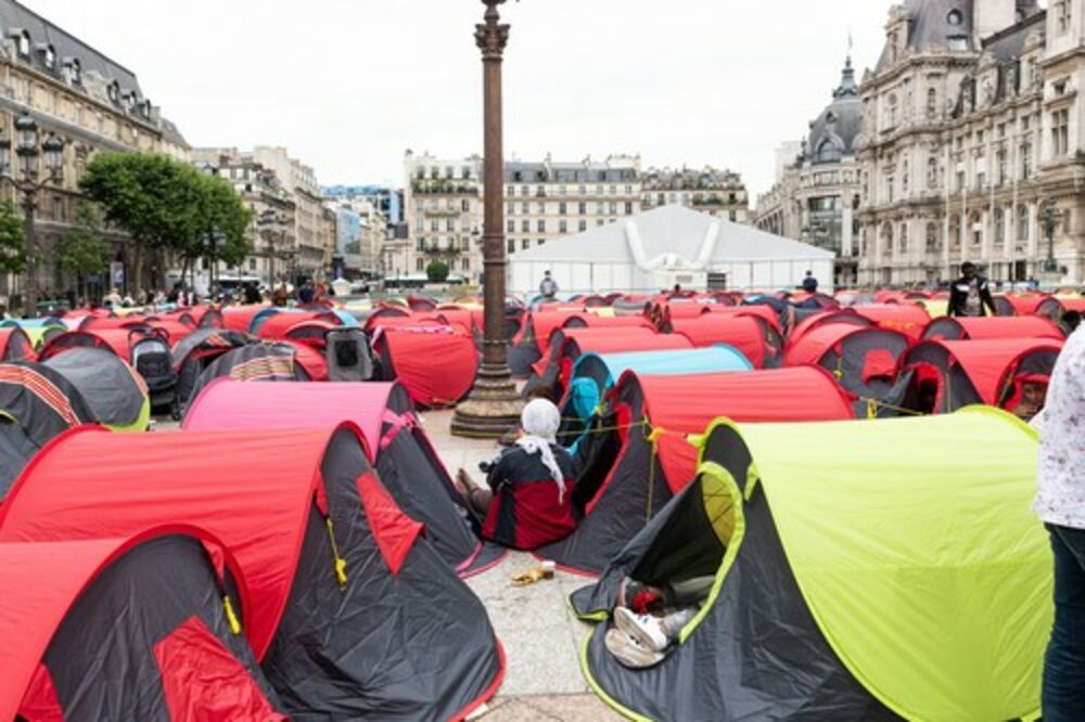 Pariz, Migranti