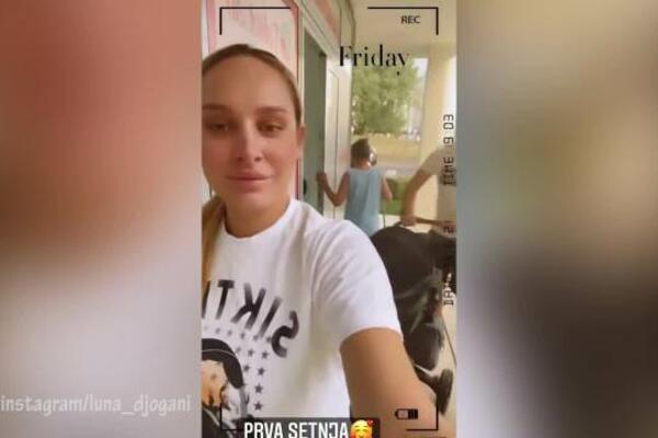 PRVA ŠETNJICA! LUNA I MARKO POKAZALI KAKO UŽIVAJU SA ĆERKICOM: Prava PORODIČNA idila! (VIDEO)