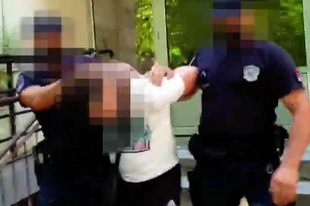 SAD VIŠE NISI TAKO JAK??? Pogledajte kako je uhapšen NASILNIK koji je nogom tukao devojku na Voždovcu! (VIDEO)