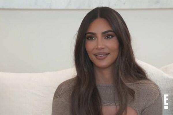 KIM KARDAŠIJAN PRIZNALA NAJBIZARNIJU STVAR KOJU JE DUGO KRILA: Potpuno zgrozila fanove, slošiće vam se! (FOTO)
