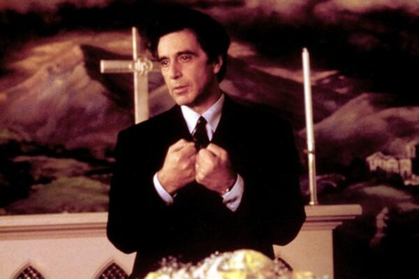 NAPRAVIO DETE 29-GODIŠNJAKINJI , A MOŽE JOJ BITI DEDA: Poznati GLUMAC postaje OTAC, A ONA IZGLEDA OVAKO (FOTO)