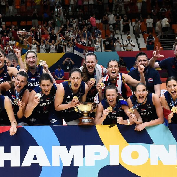 VLADA SRBIJE DONELA ODLUKU: Zlatne košarkašice dobijaju po 20.000 EVRA!