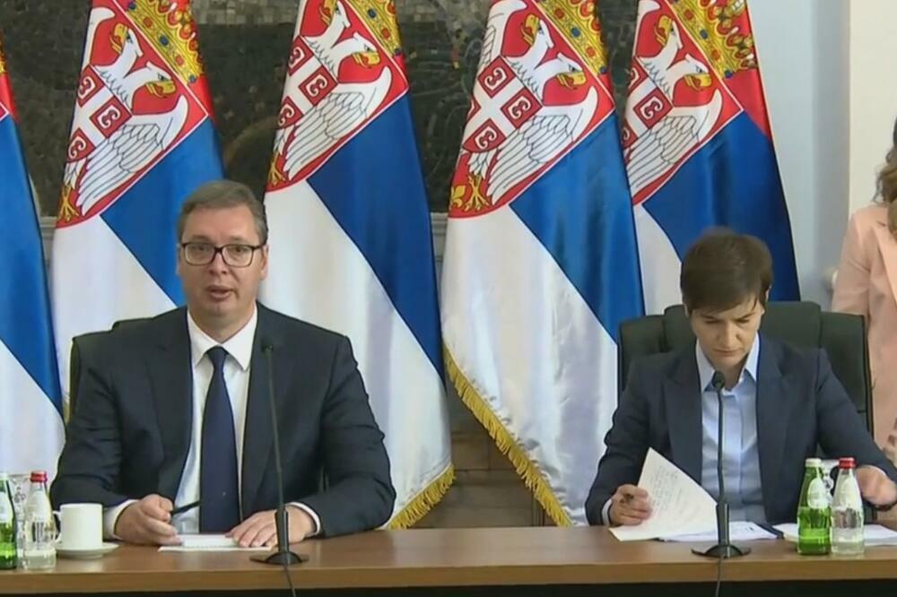 VUČIĆ I JA PRATIMO BROJKE NA 2 SATA, LEKARI SU ZABRINUTI: Ana Brnabić APELOVALA NA MLADE!