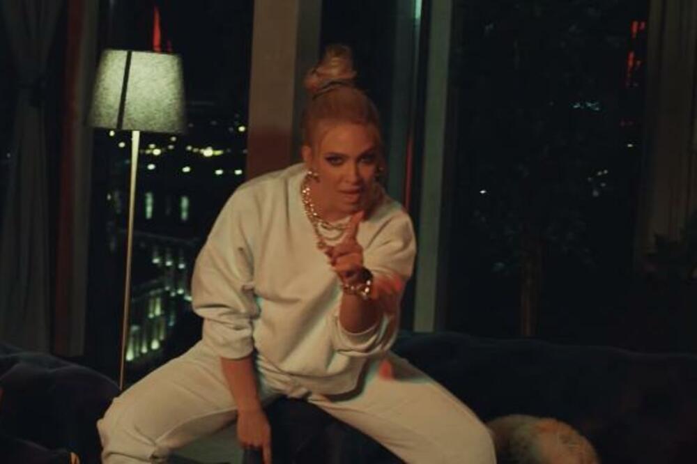 OTKRIVENO KAKO SE MILICA TODOROVIĆ PONAŠA KADA SE KAMERE UGASE: Nismo sigurni da ste baš OVO očekivali!