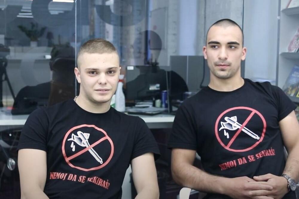 CAREVI TIKTOKA SKROZ OGOLILI DUŠU: Njihovo PRVO PIJANSTVO će svi prepričavati, a tek da čujete priču o PRVOM S*KSU!