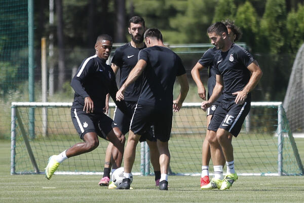 RIKARDO ODRADIO PRVI TRENIG SA TIMOM: Veoma sam srećan što sam ponovo ovde (FOTO)