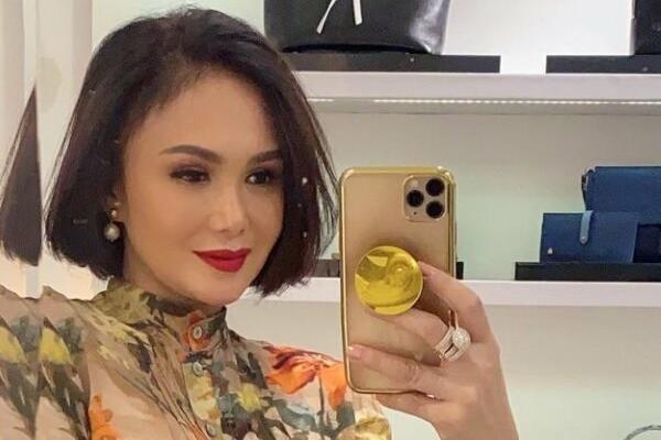 MAJKA ŠOKIRALA SVET SVOJIM PRIZNANJEM ŠTA RADI SA SINOVIMA: Gledamo filmove za odrasle zajedno! (FOTO)