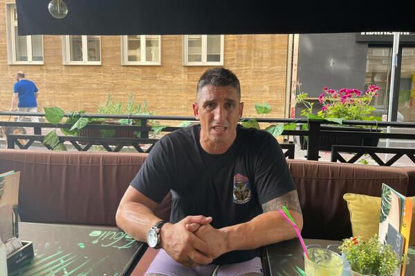 KRISTIJAN GOLUBOVIĆ OTKRIO KAKO JE UDARIO CANETA IZ PARTIBREJKERSA: On je poljubio njegovu pokojnu suprugu, HAOS!