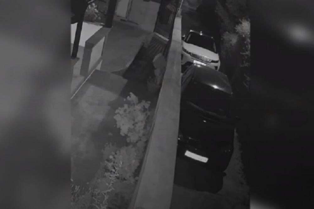 HOROR U ŽELEZNIKU! BAČENA BOMBA NA PORODIČNU KUĆU, KOMŠIJE U ŠOKU: Geleri su se razleteli svuda! (VIDEO)