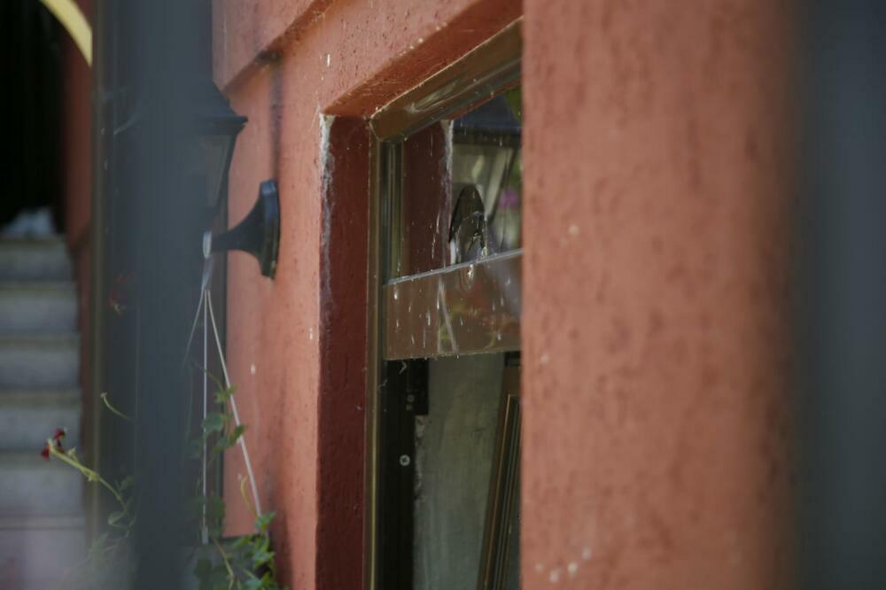 NOVI DETALJI NAPADA U ŽELEZNKU: Kamere snimile lice napadača