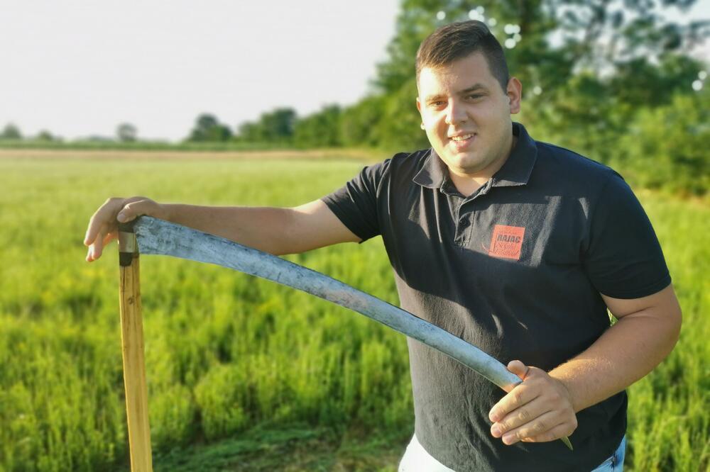 VUK VUČKOVIĆ SE SPREMA ZA "KOSAČKI VIMBLDON"! Treninzi u teretani su NULA za njegove vežbe, OVDE SE PUMPAJU MIŠIĆI!