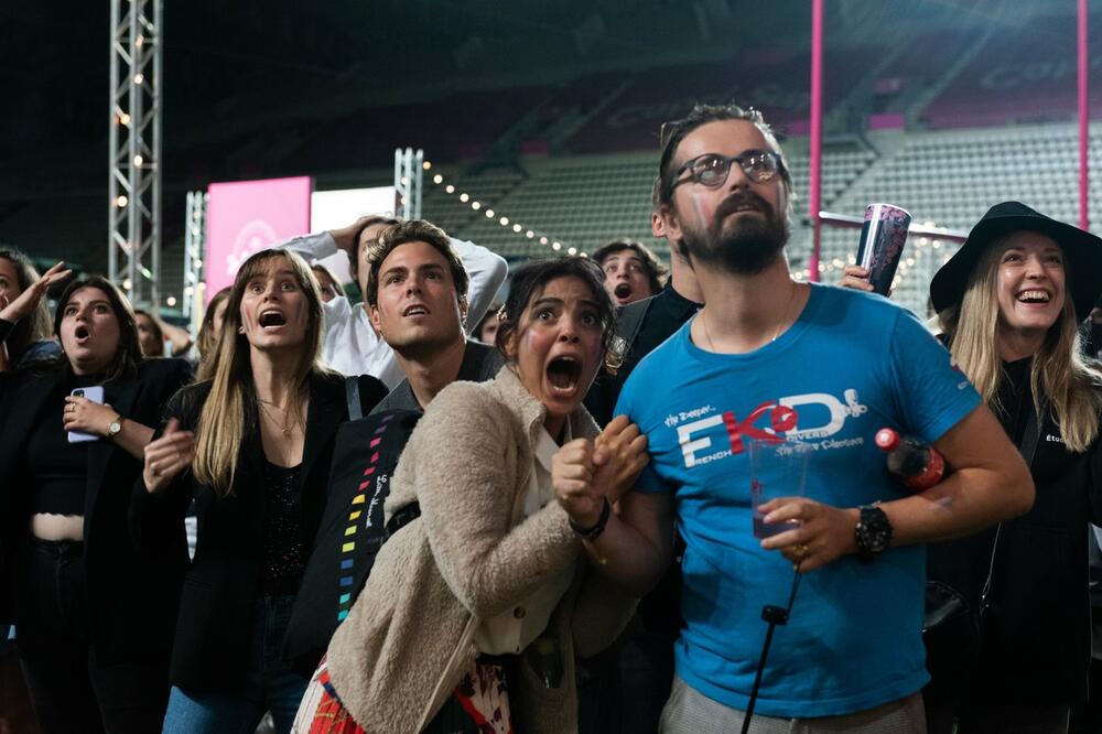 TOLIKO SU SLOMLJENI DA NE ZNAJU VIŠE ŠTA RADE: Francuzi potpisuju peticiju da se ponovi meč sa Švajcarskom!