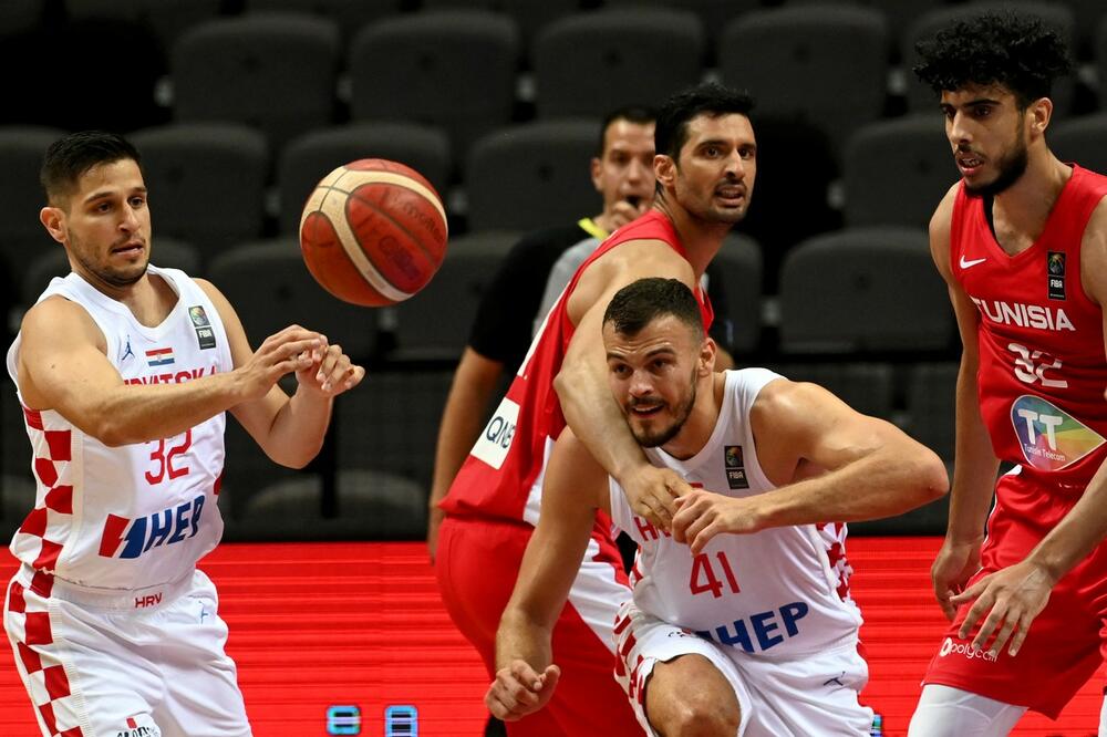 HRVATSKA SE ISKUPILA ZA PORAZ OD BRAZILA: Tunižani namučili komčije!