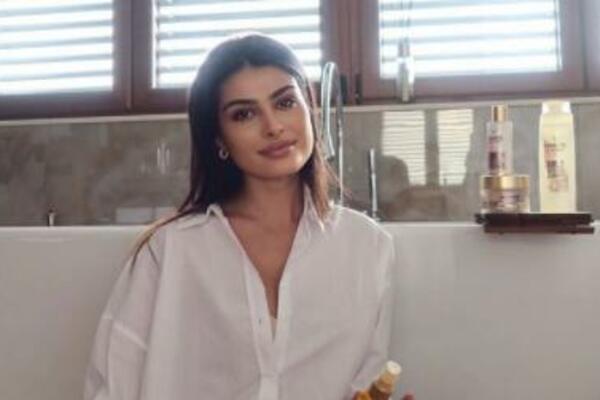 SUPRUGA SRPSKOG KOŠARKAŠA JE VANSERIJSKA BOMBETINA: Mami na greh u bikiniju, njeno telo izgleda savršeno! (FOTO)