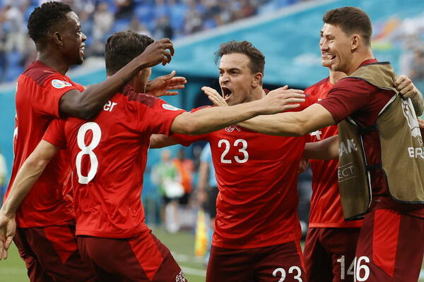 ŠVAJCARCI I DALJE NA POGON "ALBANSKIH ORLOVA": Evropskog prvaka su poslali u baraž, može li Srbija do REVANŠA?