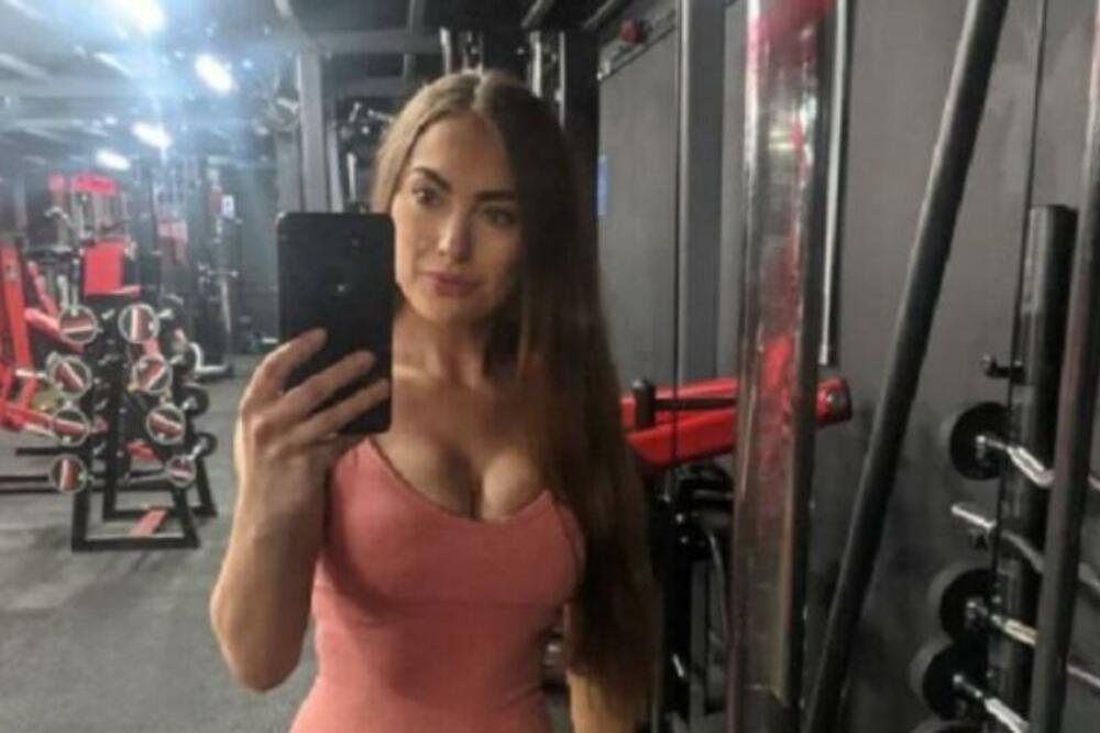 KORISNICI TERETANE SE ŽALILI DA IM ODVLAČI PREVIŠE PAŽNJE PA SU JE IZBACILI: Ubrzo su zažalili zbog te KOBNE GREŠKE