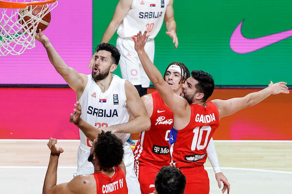 NAJBOLJI MEČ SRBIJE NA TURNIRU U BEOGRADU: Stotkom zakazan finalni duel protiv Italije (VIDEO+FOTO)