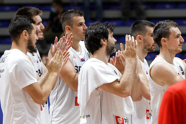 SAD JE VEĆ KASNO: Teodosić tek posle utakmice održao govor koji je morao da bude ranije!