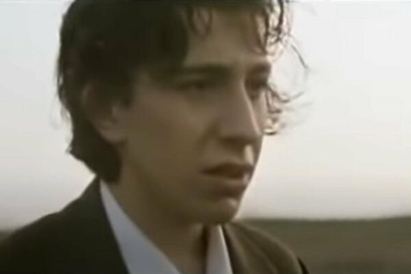 SVI SMO OBOŽAVALI ČUVENOG PERHANA, A NJEGOVA SUDBINA JE POTPUNO TRAGIČNA: Detalji potpuno slamaju srce!